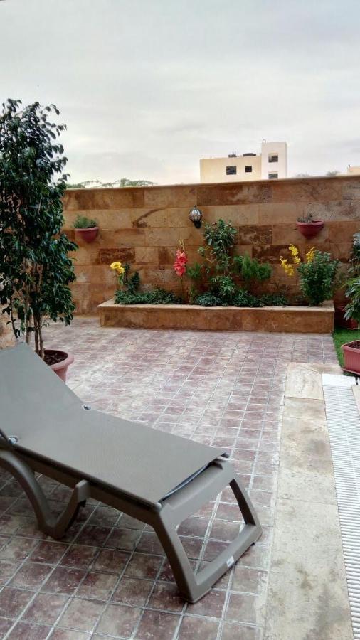 Hotel مشروع ميريت البحر الميت السكني العائلي Sweimeh Exterior foto