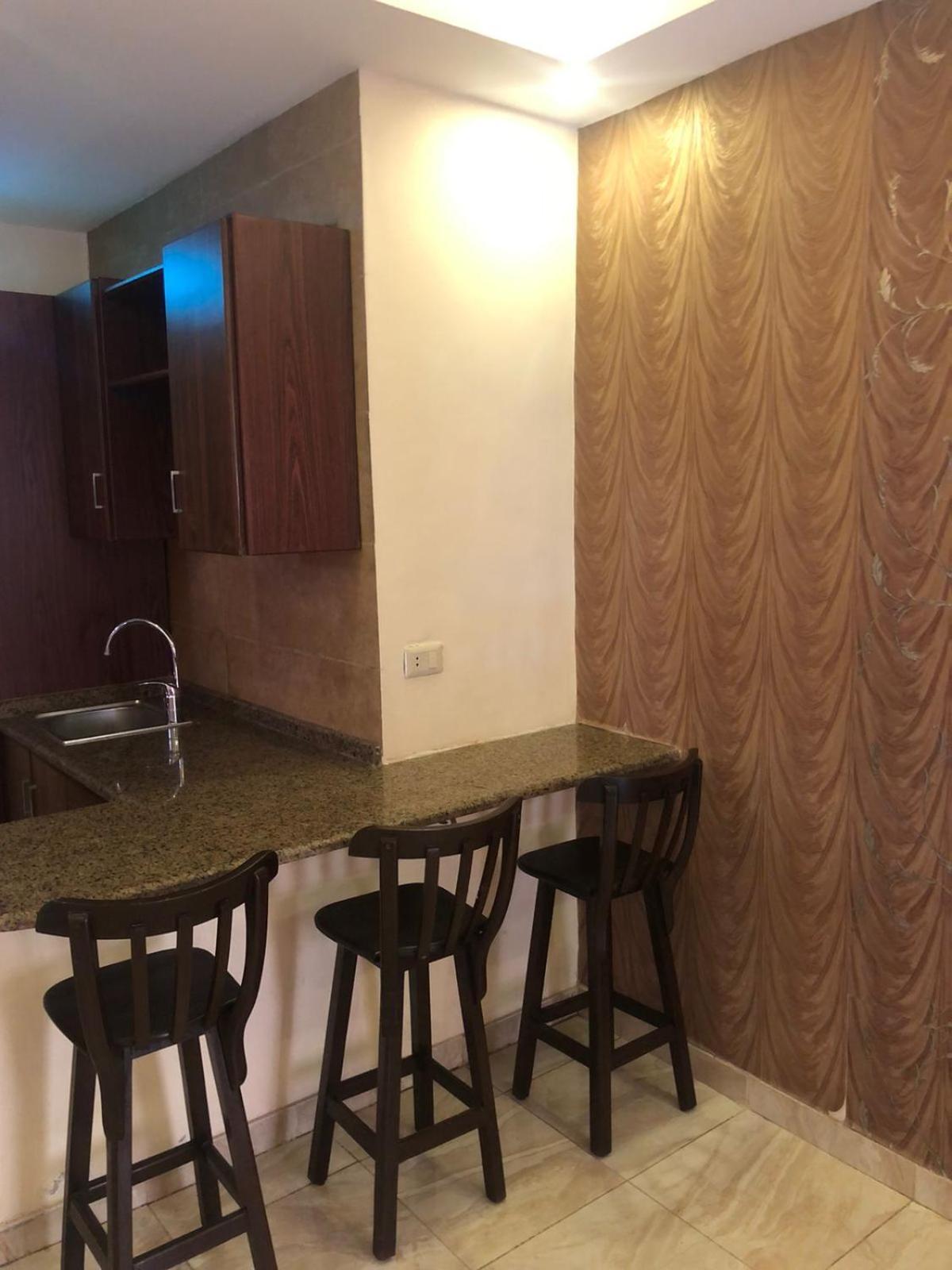 Hotel مشروع ميريت البحر الميت السكني العائلي Sweimeh Exterior foto